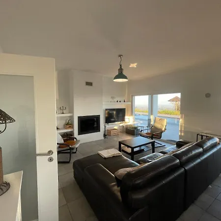 Luar Do Algarve Villa